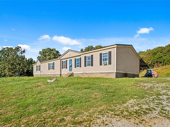 2nd image of 10637 Bobb Kidd Lake Rd