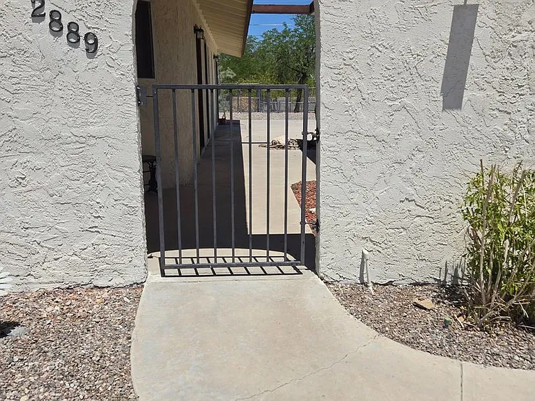2889 Hidden Valley Dr — Photo 2