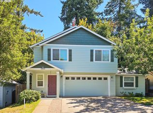 4868 Glacier Dr, Springfield, OR 97478