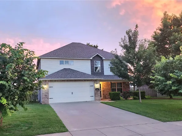 4207 SW Brownstone Ave, Bentonville, AR 72712