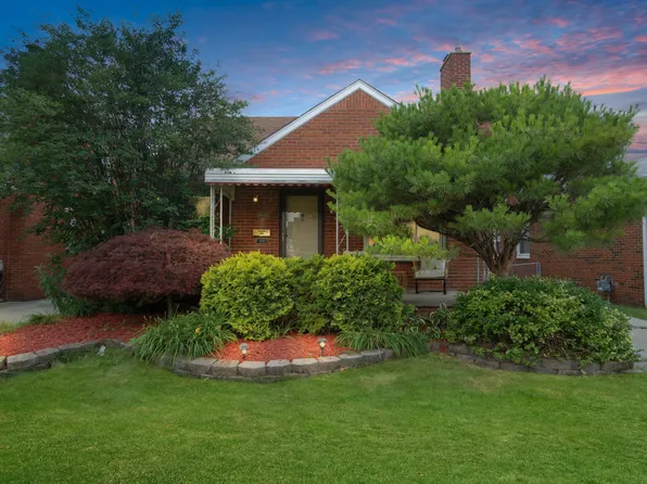 9330 Niver Ave, Allen Park, MI 48101