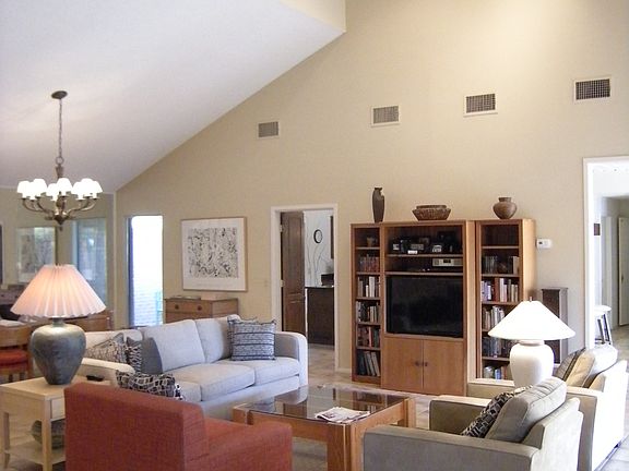 2nd image of 35 Sunnygrove Dr