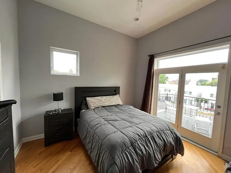 2551 W Washington Blvd #3 — Photo 4