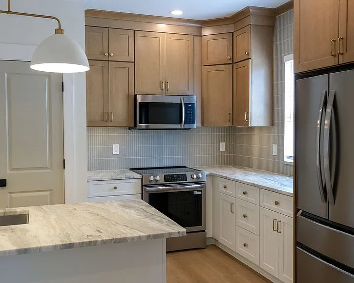 207 S Calhoun St — Photo 15