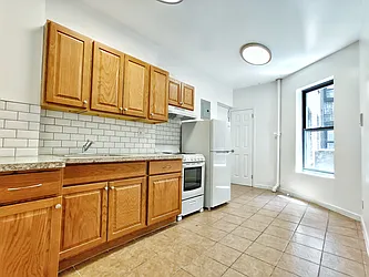 Rented by Union Square Property Management