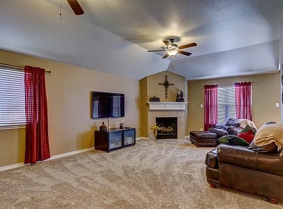 2nd image of 4201 Briarcreek Dr