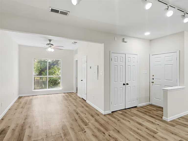 7126 Holly Hill Dr #210 — Photo 16