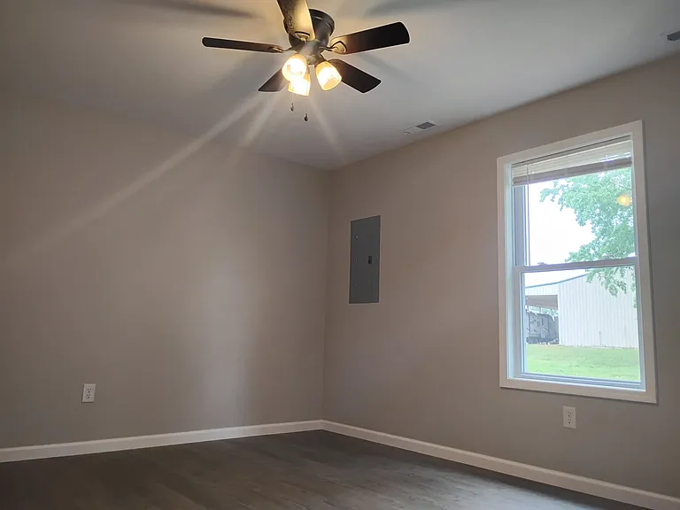 719 College Ave #719 — Photo 4
