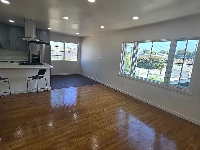 2507 Obama Blvd #4 — Photo 10