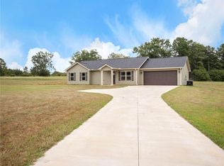 73 Georgia Acres Rd, Gray Court, SC 29645