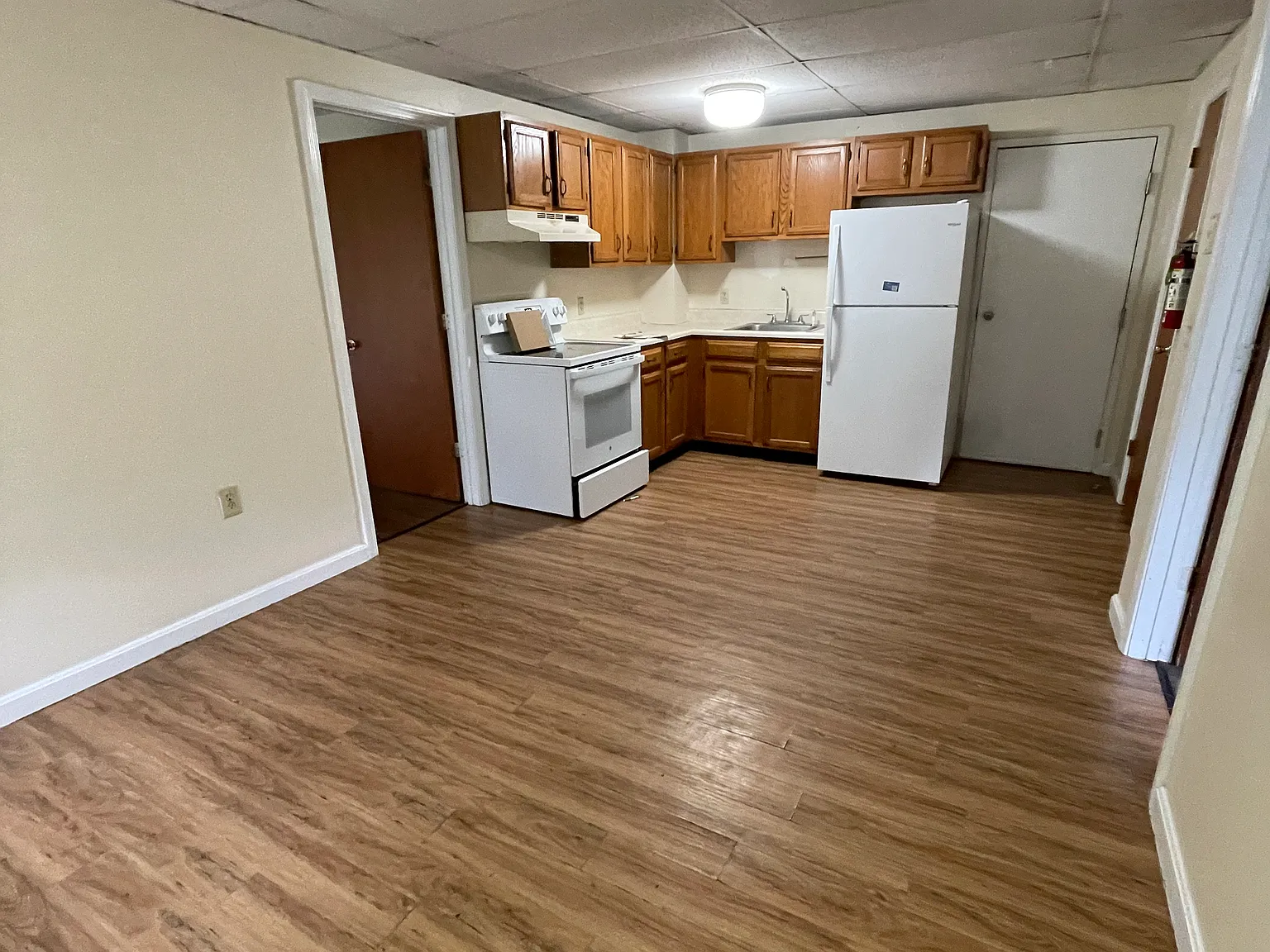 2 bed, $1,890 — Photo 4