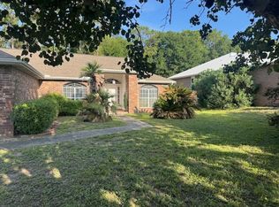 147 Steeplechase Dr, Crestview, FL 32539