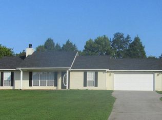 255 Shenendoah Dr, Friendsville, TN 37737