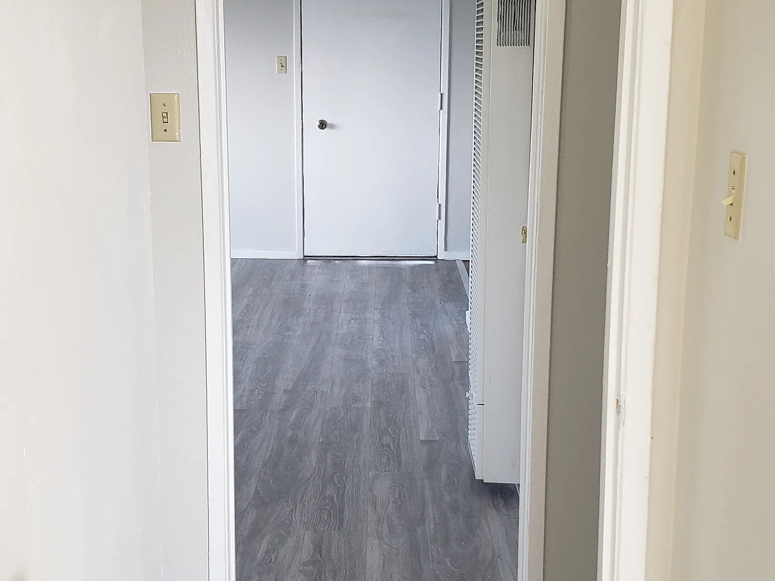 2 bed, 750 sqft, $2,390 — Photo 3