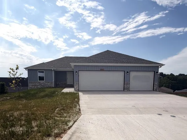 2121 N 25th Street, Ozark, MO 65721