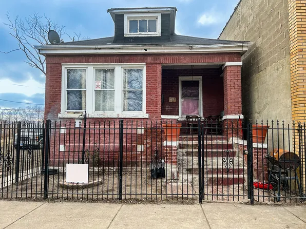 4723 W Arthington St, Chicago, IL 60644