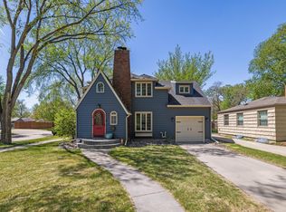 1449 10th St S, Fargo, ND 58103