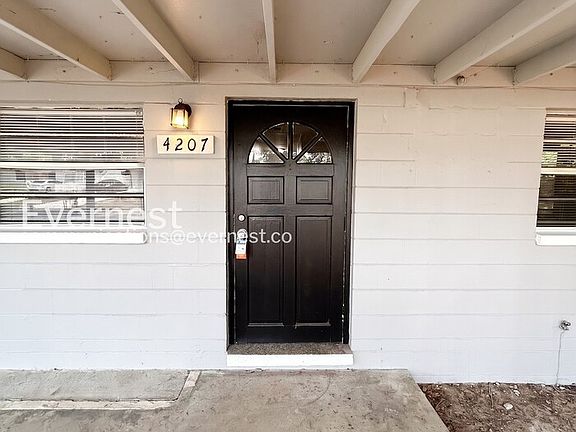 2nd image of 4207 E Sandalwood Cir S