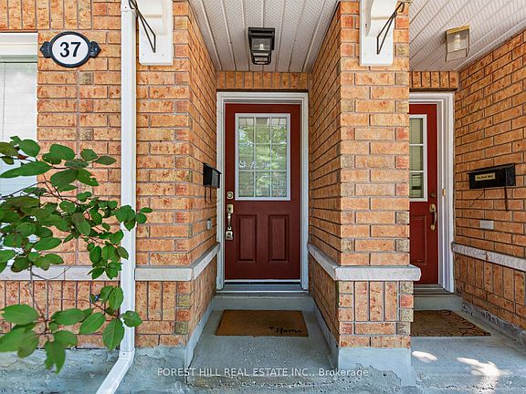 3rd image of 37 Birdstone Cres