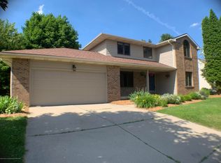 2335 Hiddenview Ln, Williamston, MI 48895