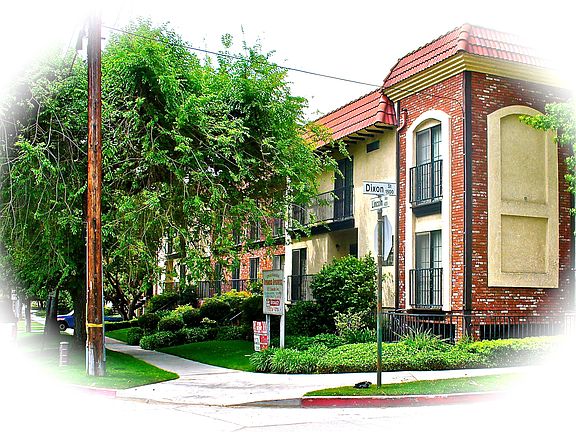 2nd image of 411 Lincoln Ave #35