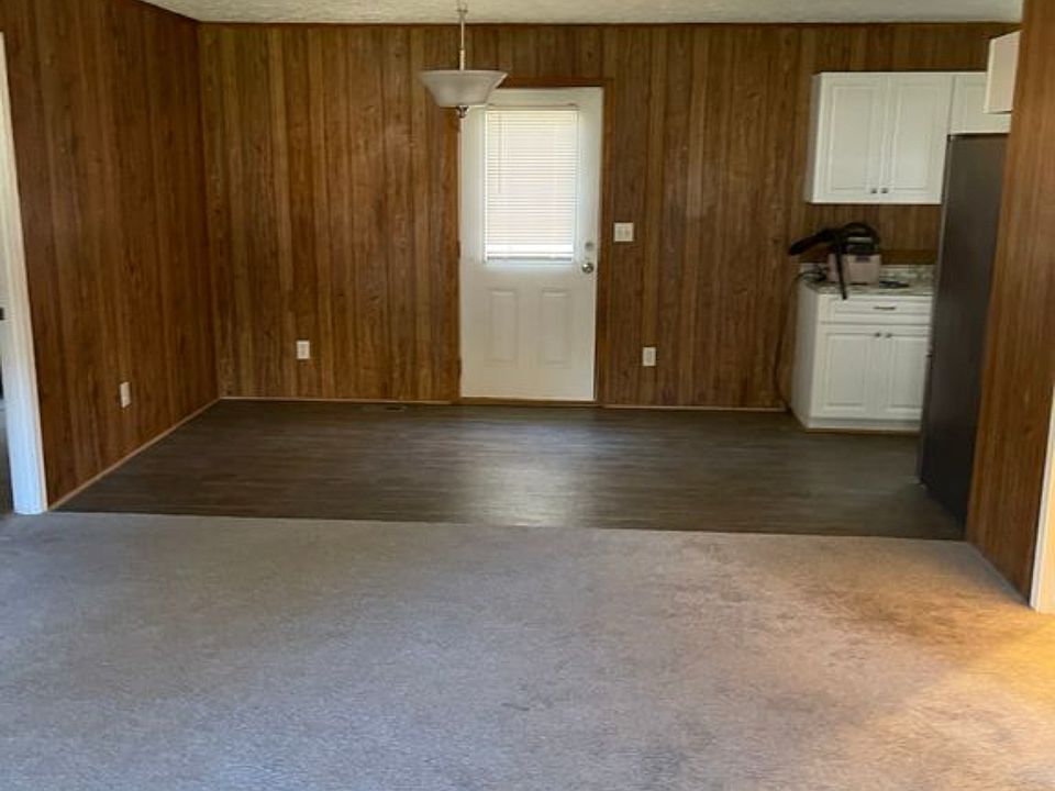 1st image of 4825 Victoria Ct