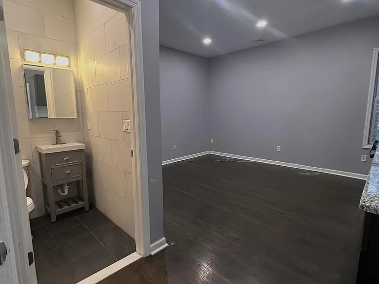 502 Springfield Ave — Photo 3
