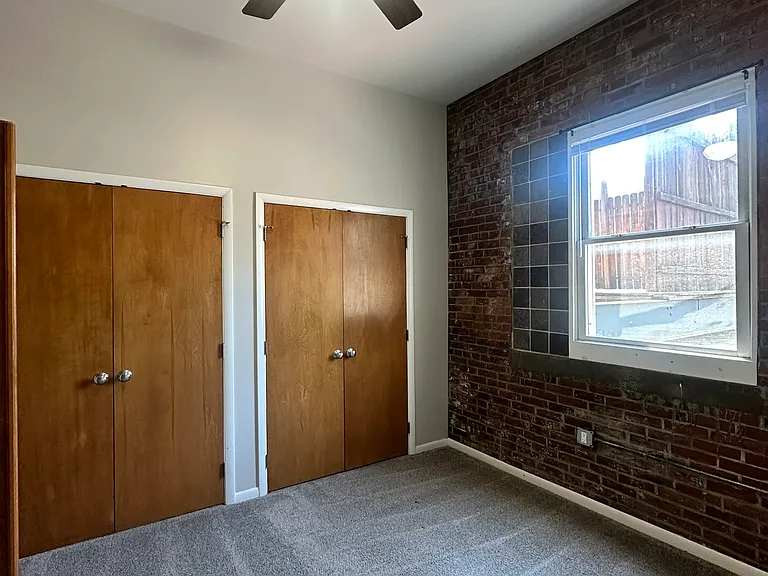 1232 Sarah St — Photo 51