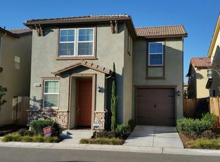 3669 Richmond Ave, Clovis, CA 93619