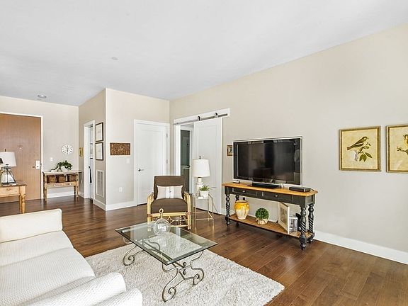 3rd image of 10 Shipyard Dr Unit 408
