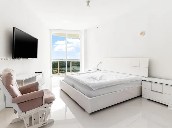 16001 Collins Ave APT 2605, Sunny Isles Beach, FL 33160
