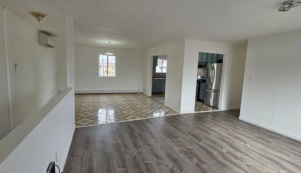1st image of 17427 126th Ave