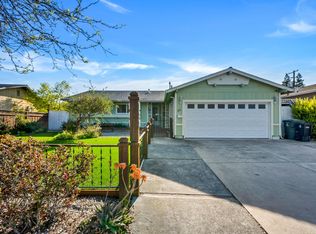 877 San Simeon Dr, Mountain View, CA 94043