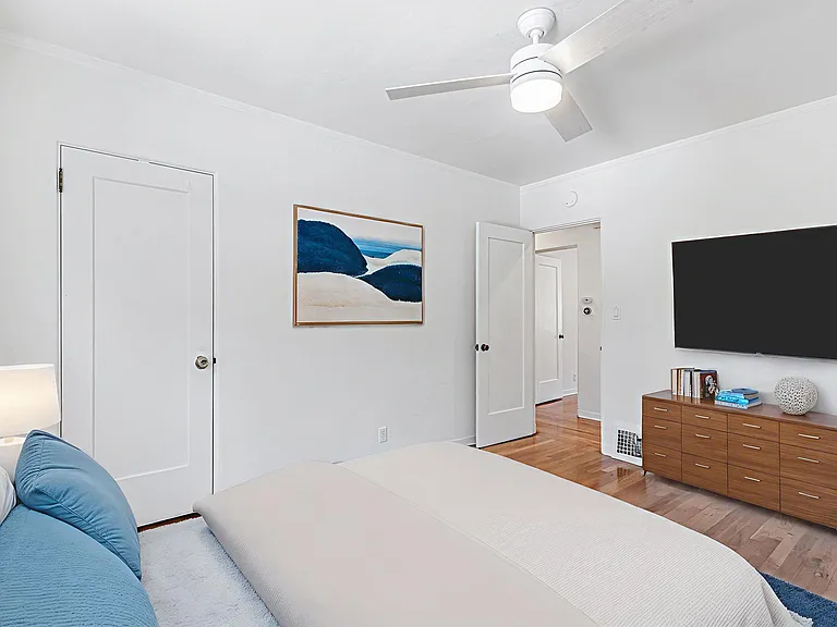Bedroom #1