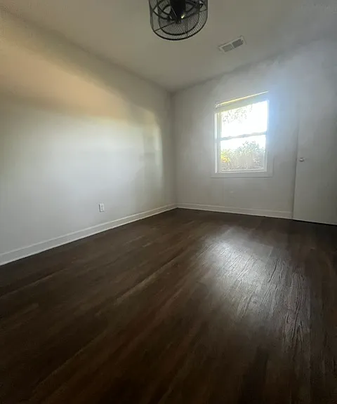 Memminger Avenue - 1631 A — Photo 10