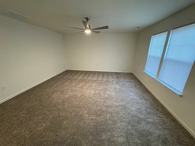 528 Marthas View Way — Photo 12