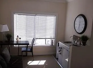224 N Maryland Ave — Photo 1