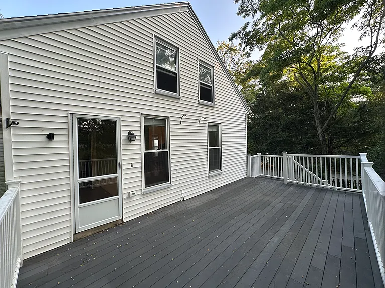 246 Essex St #2 — Photo 9