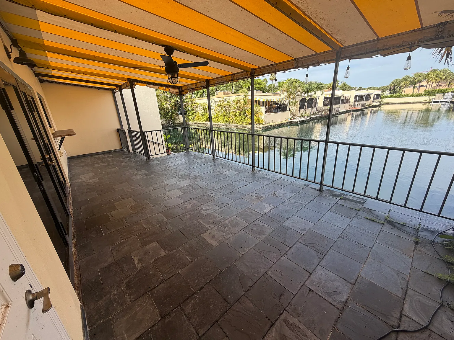 15412 Sharpecroft Dr — Photo 2
