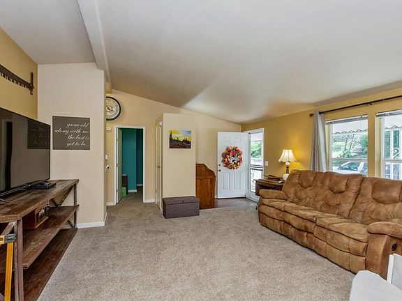 4th image of 30695 Country Oak Ln