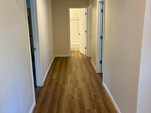 5th image of 3440 38th Ave SW