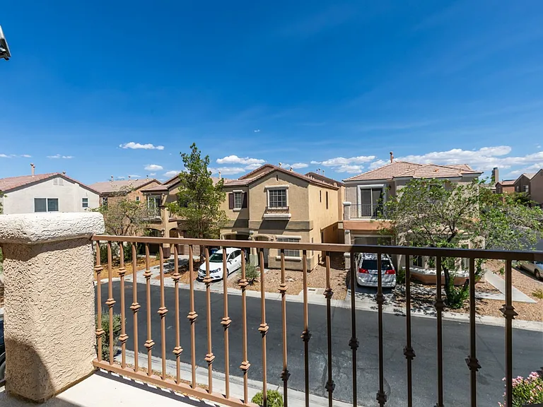 892 Blue Rosalie Pl — Photo 37