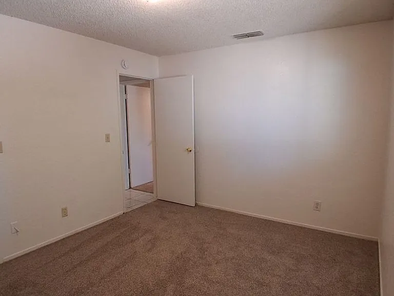 5083 W Ashcroft Ave — Photo 6