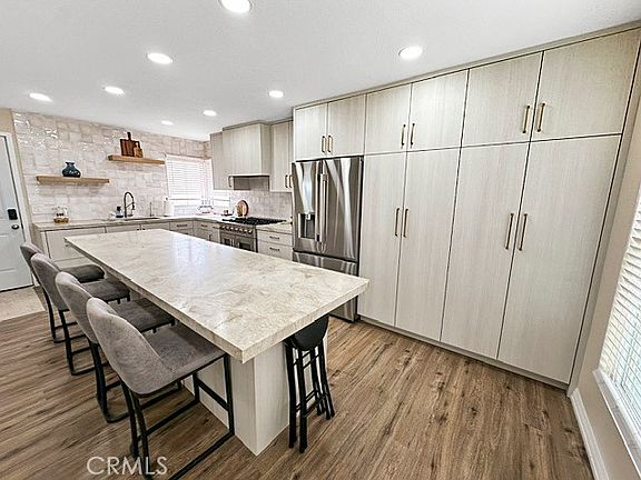 4th image of 18351 Cottonwood Dr