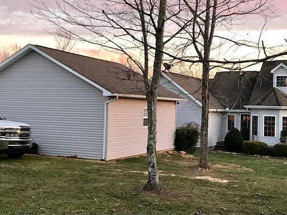 3rd image of 1425 War Eagle Dr
