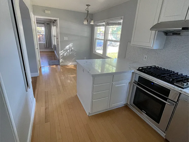 2067 Jonathan Ave — Photo 11