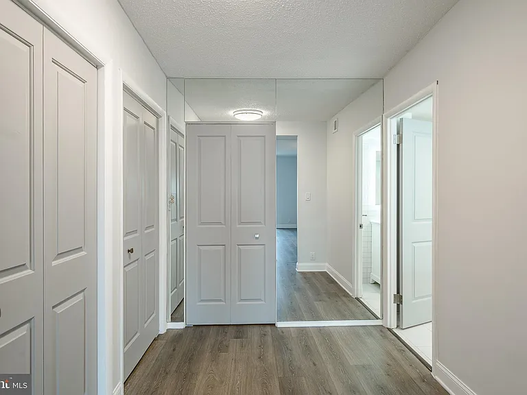 21510 Valley Forge Cir #1510 — Photo 25