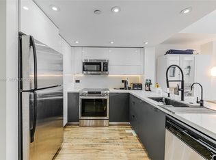 Flagler First Condo, Miami, FL 33131