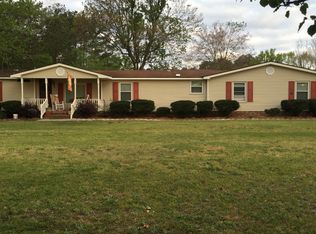 2554 Cabinet Shop Rd, Rowland, NC 28383