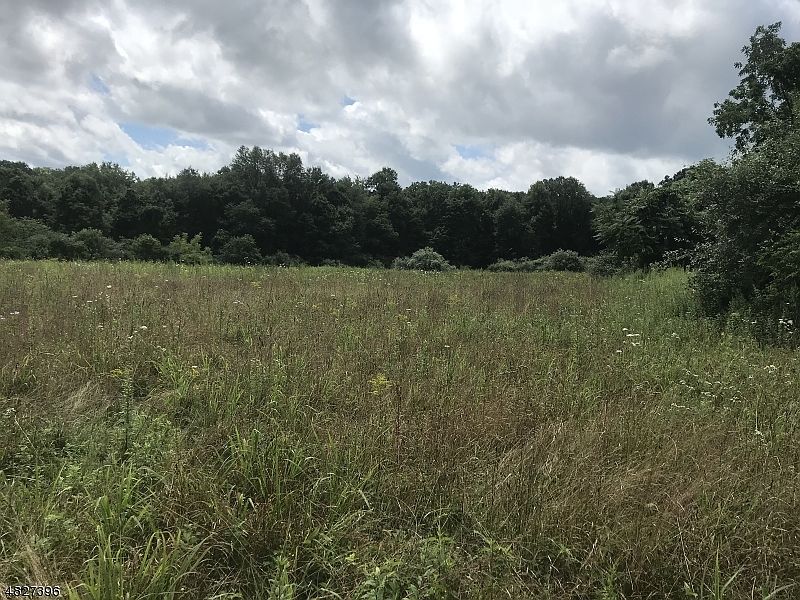 2nd image of 160 Newton Sparta Rd